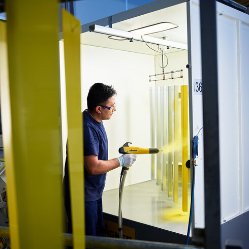 Veredelung von Metallteilen und Komponenten 